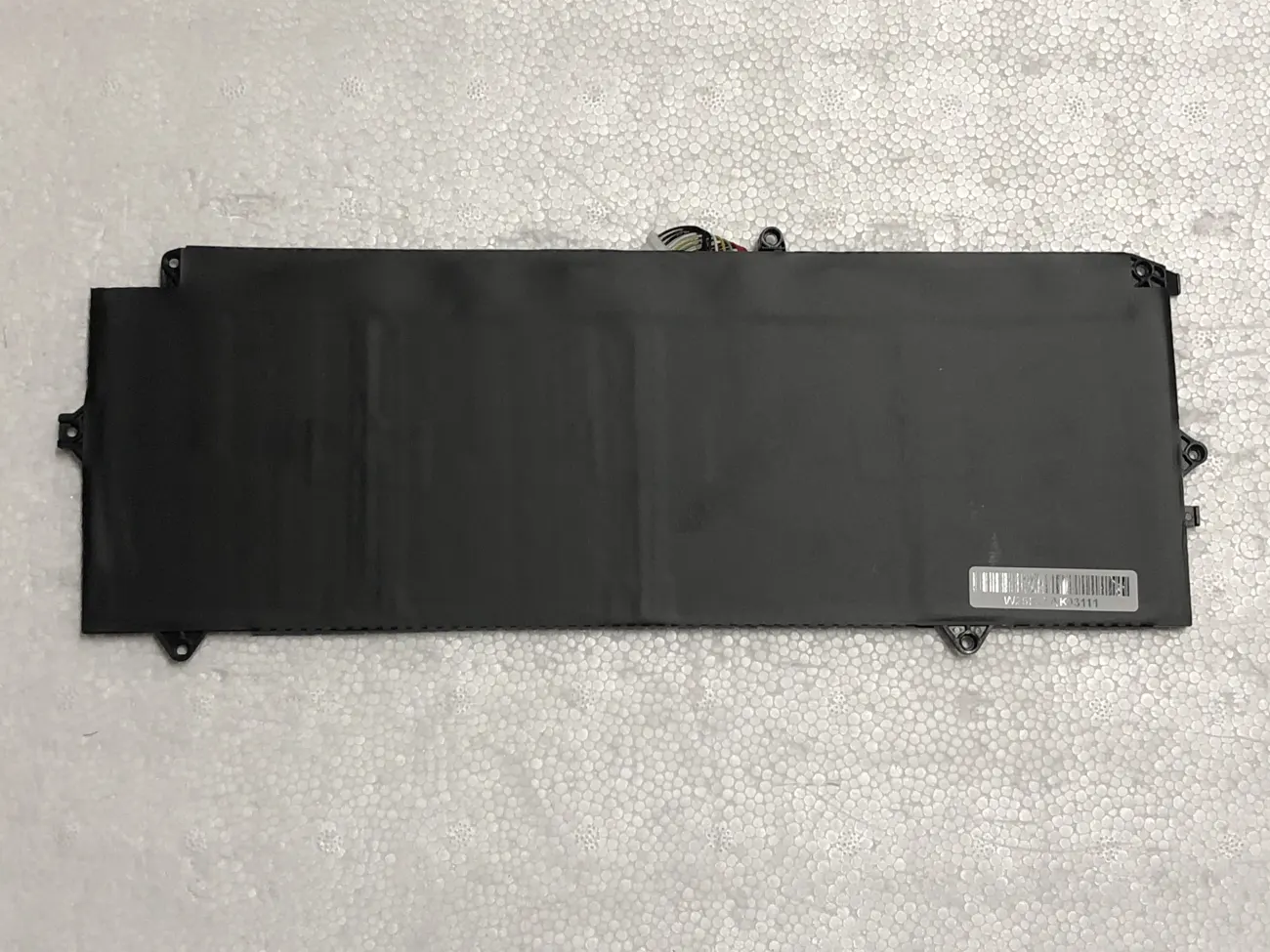 PIN HP MG04XL MC04XL mặt sau