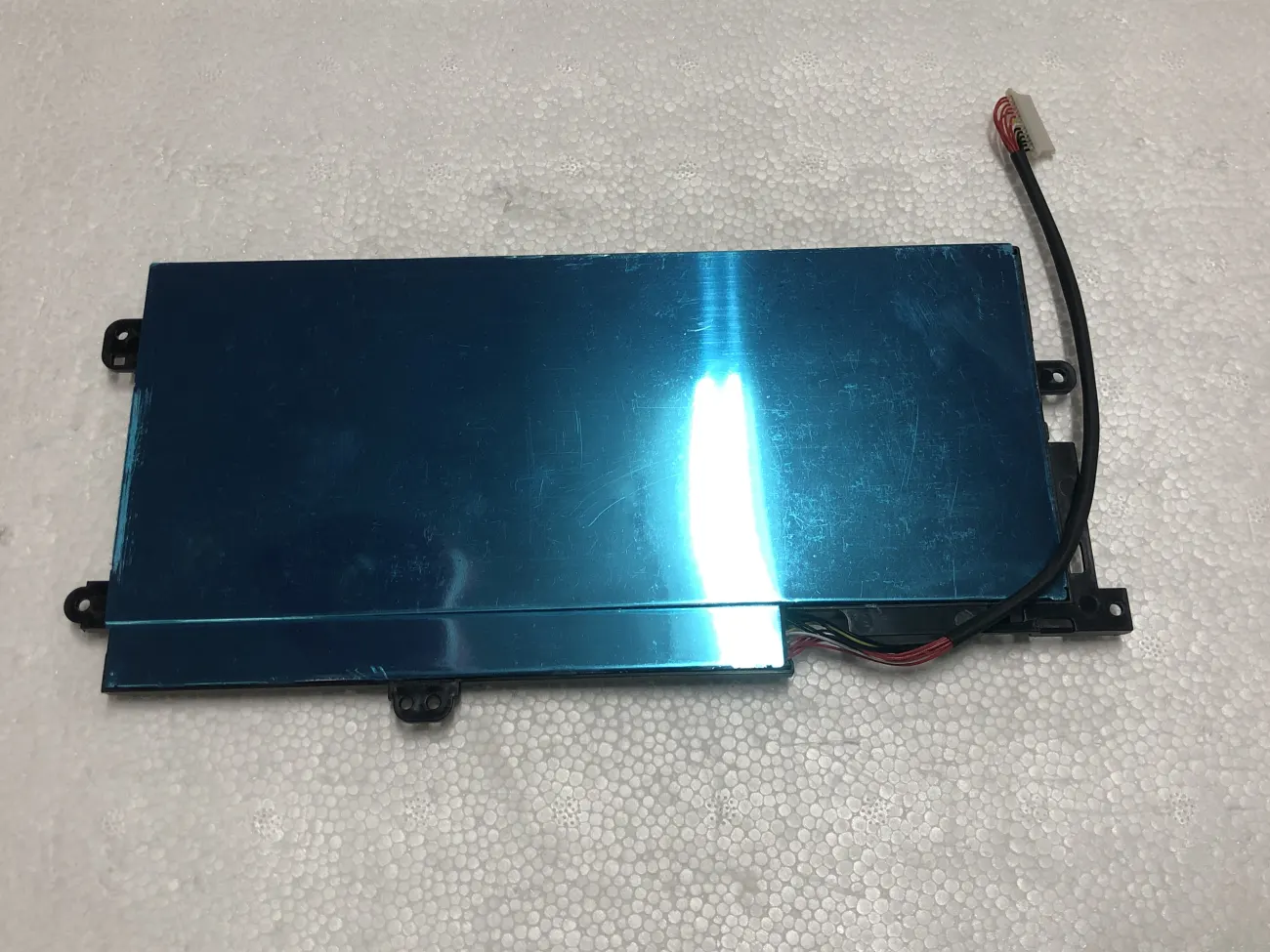 Pin HP PX03XLZ6CE mặt sau