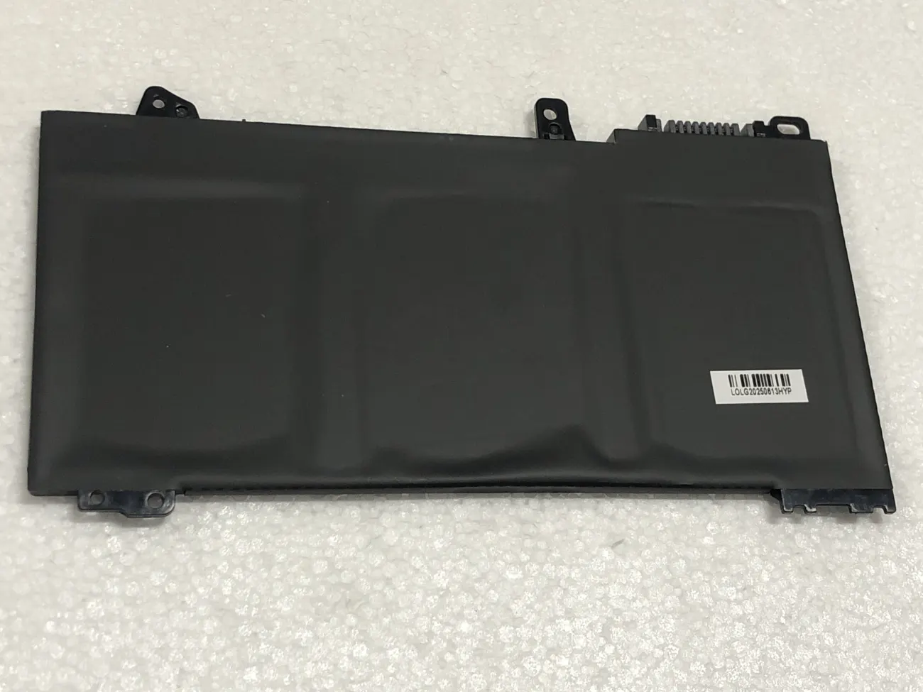 PIN HP 440 G6 RE03XL (ZIN) - 3 CELL - Probook 430 G6, 430 G7, 440 G6, 445 G6, 440 G7, 450 G6, 450 G7, RE03XL mặt sau
