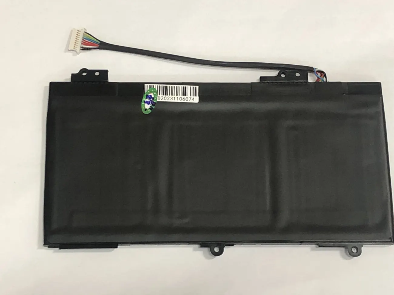 Pin HP SE03XLZ6CE mặt sau