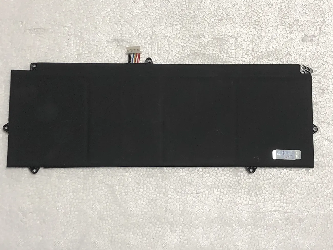 Pin HP SE04XL ZIN mặt sau