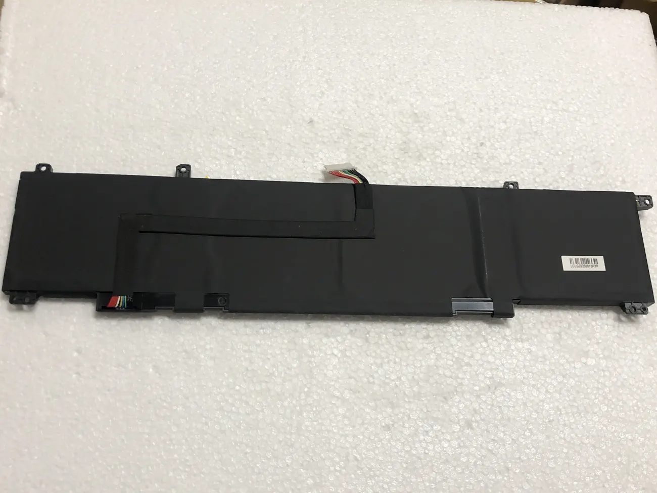 PIN HP VICTUS 16-D000 WK04XL (ZIN) - 4 CELL - HP Victus 16-d 16-d000, 16-e 16-e000, 15-fa 15-fa000, WK04XL mặt sau