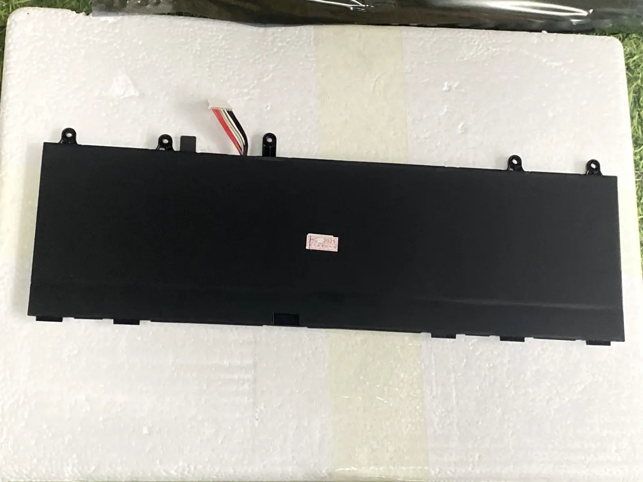 PIN HP 840 G9 WP06XL 76WH (ZIN) - 6 CELL - Hp Elitebook 860 G9 G10, 865 G9 G10, WP06XL mặt sau