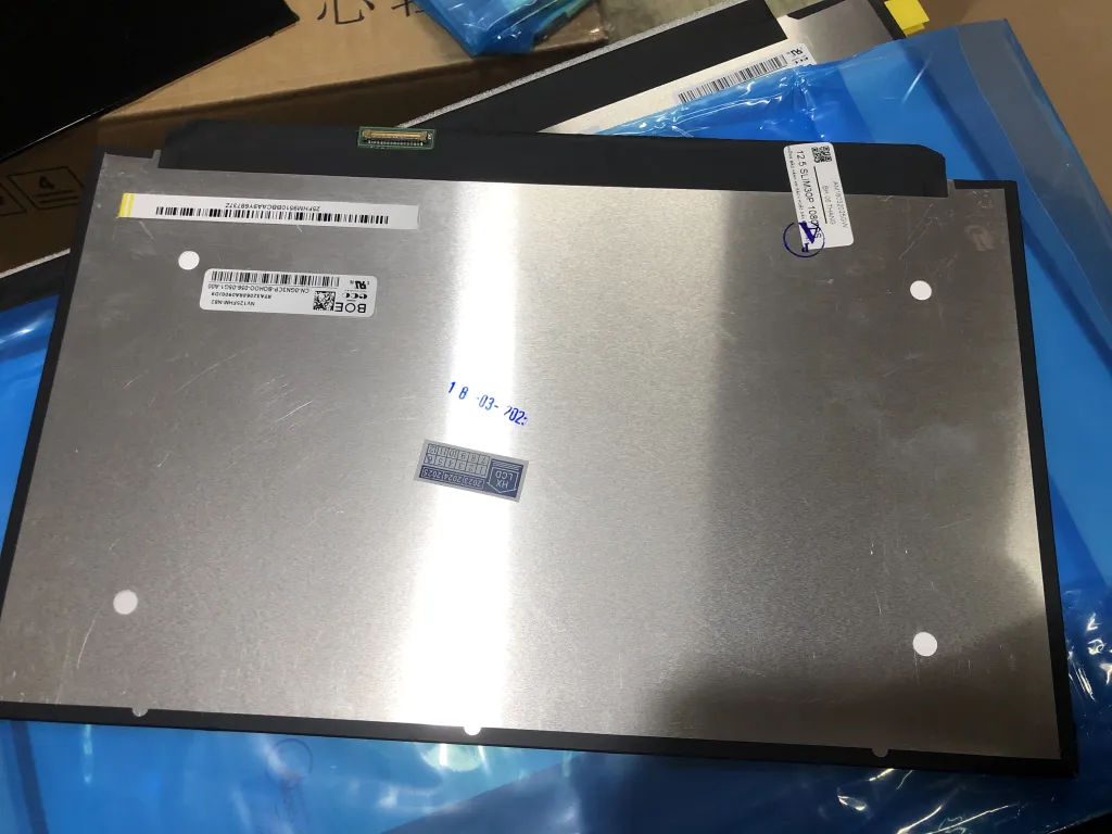 LCD 12.5SLIM30PIN1080IPS-FULL VIỀN mặt trước