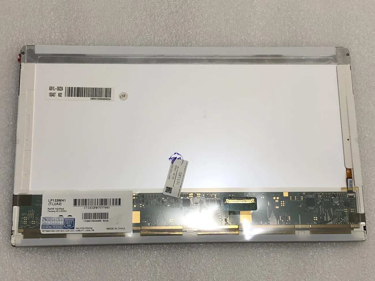 Màn 13.3 led 30 pin,133led30pin mặt trước