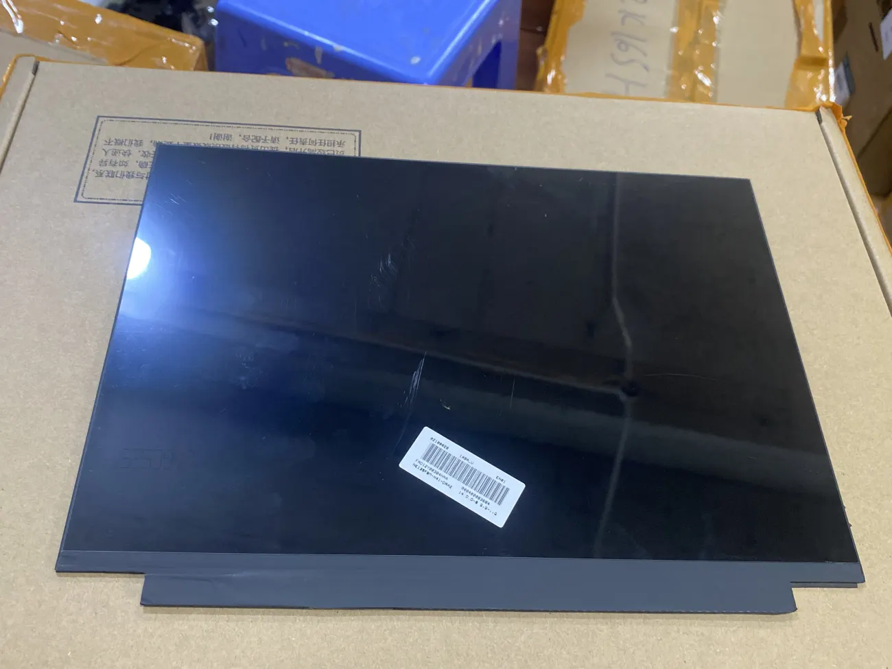LCD135SLIM-2K mặt sau