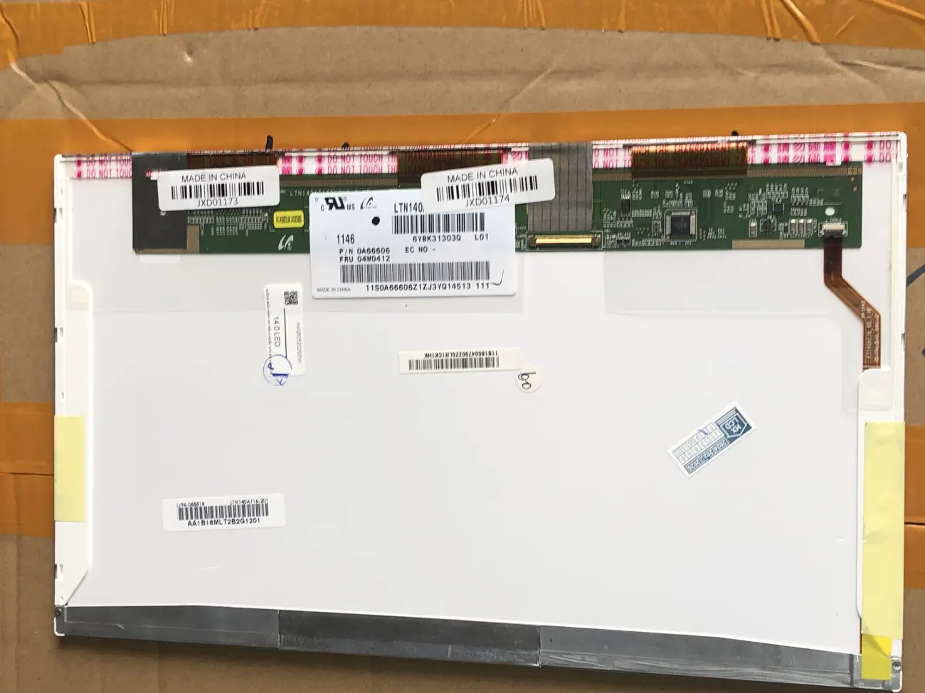 TN Màn 140 dùng cho laptop Model : N140BGE-L22/L23/LTN140AT26 mặt sau