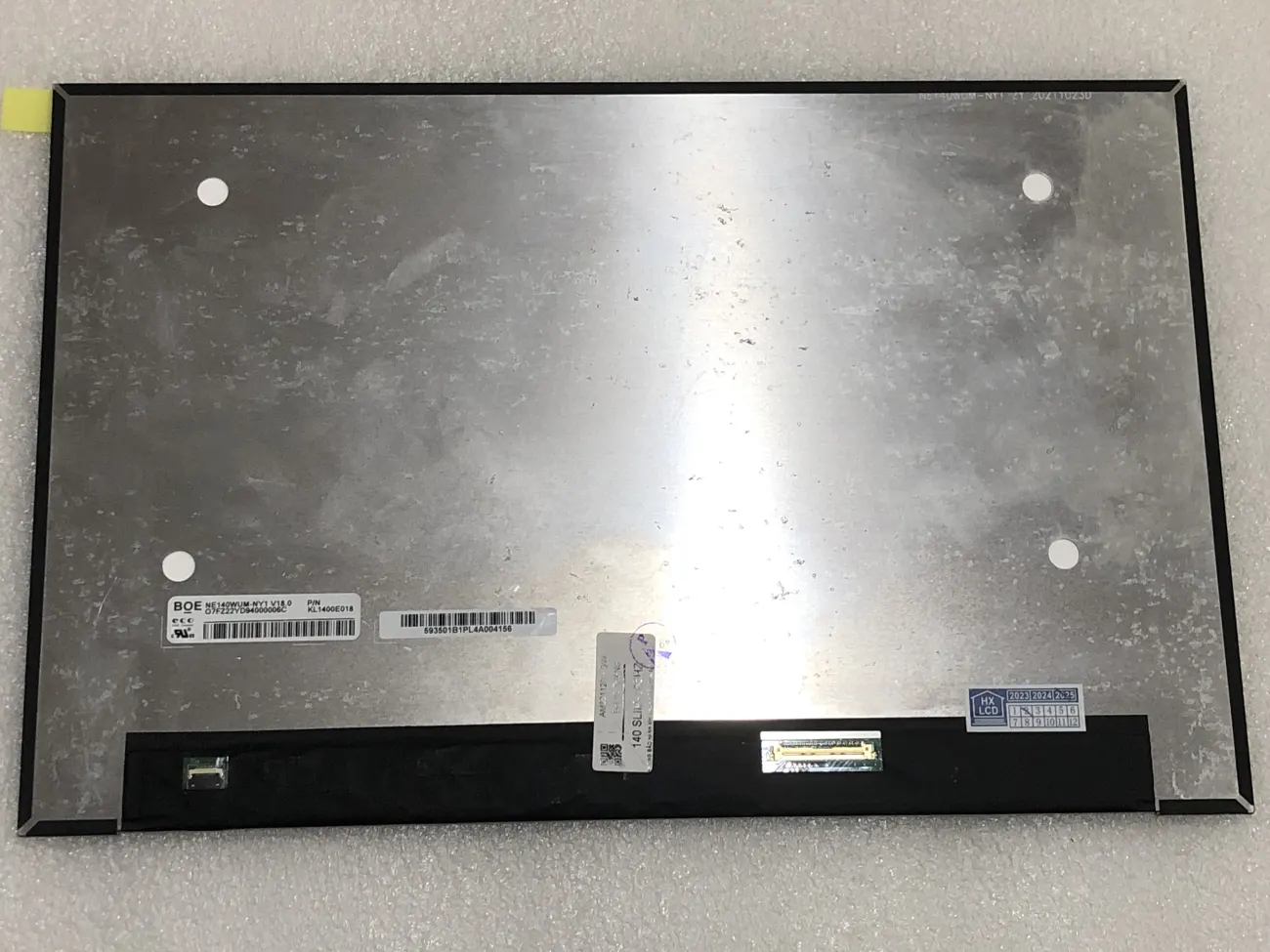 Màn 14.0 SLIM-165HZ mặt trước