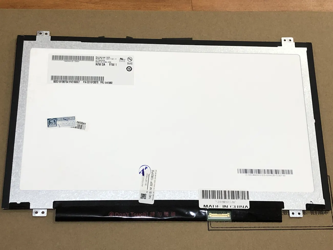 Màn 14.0 slim 30 pin FULL HD Có tai mặt sau