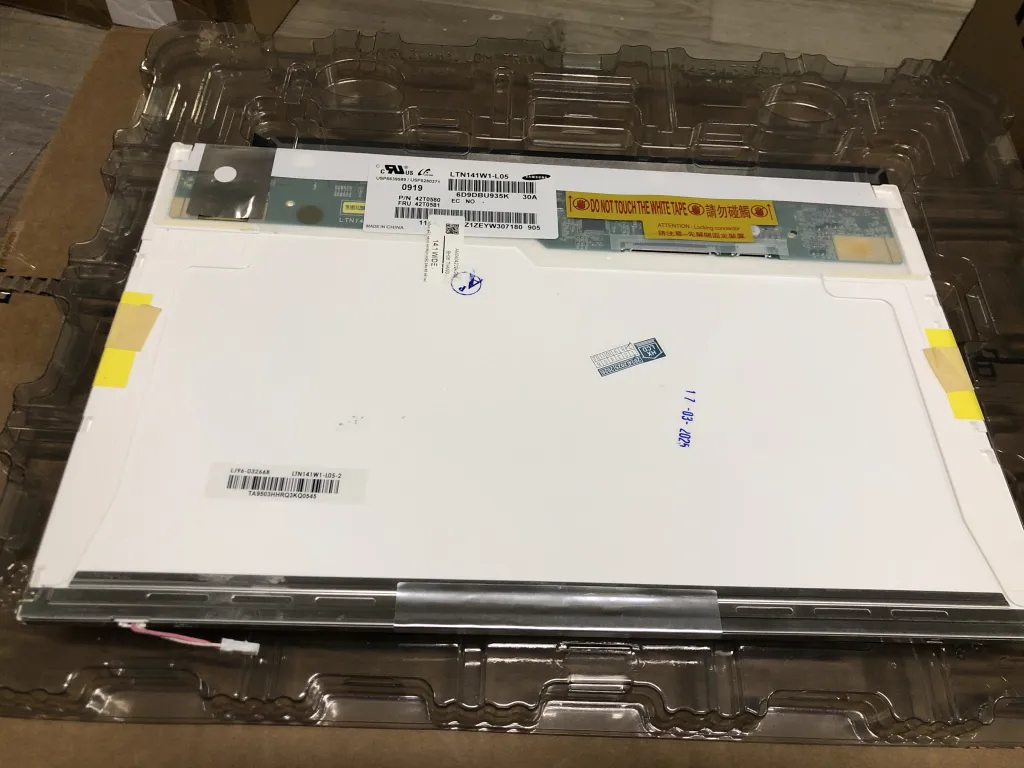 LCD 14.1 wide RP mặt sau
