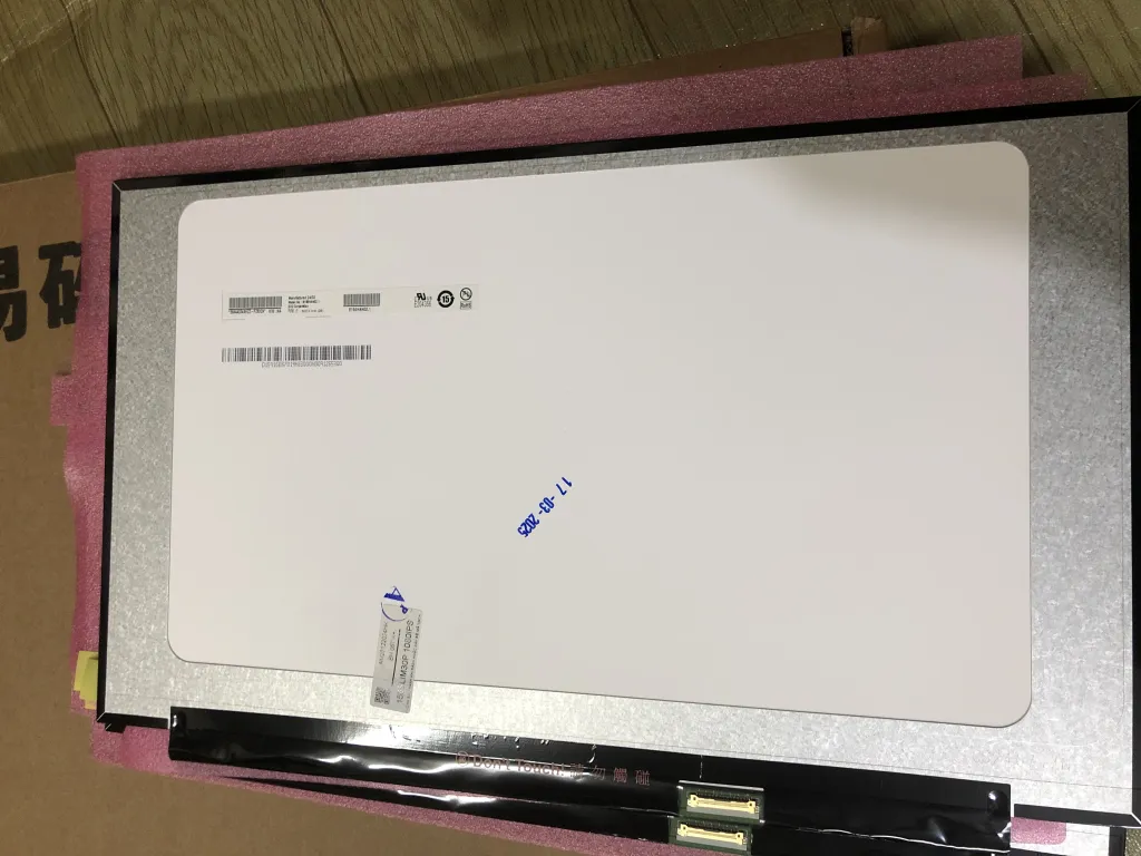 Màn 15.6 SLIM 30 PIN 1080 IPS FV-HKC mặt trước