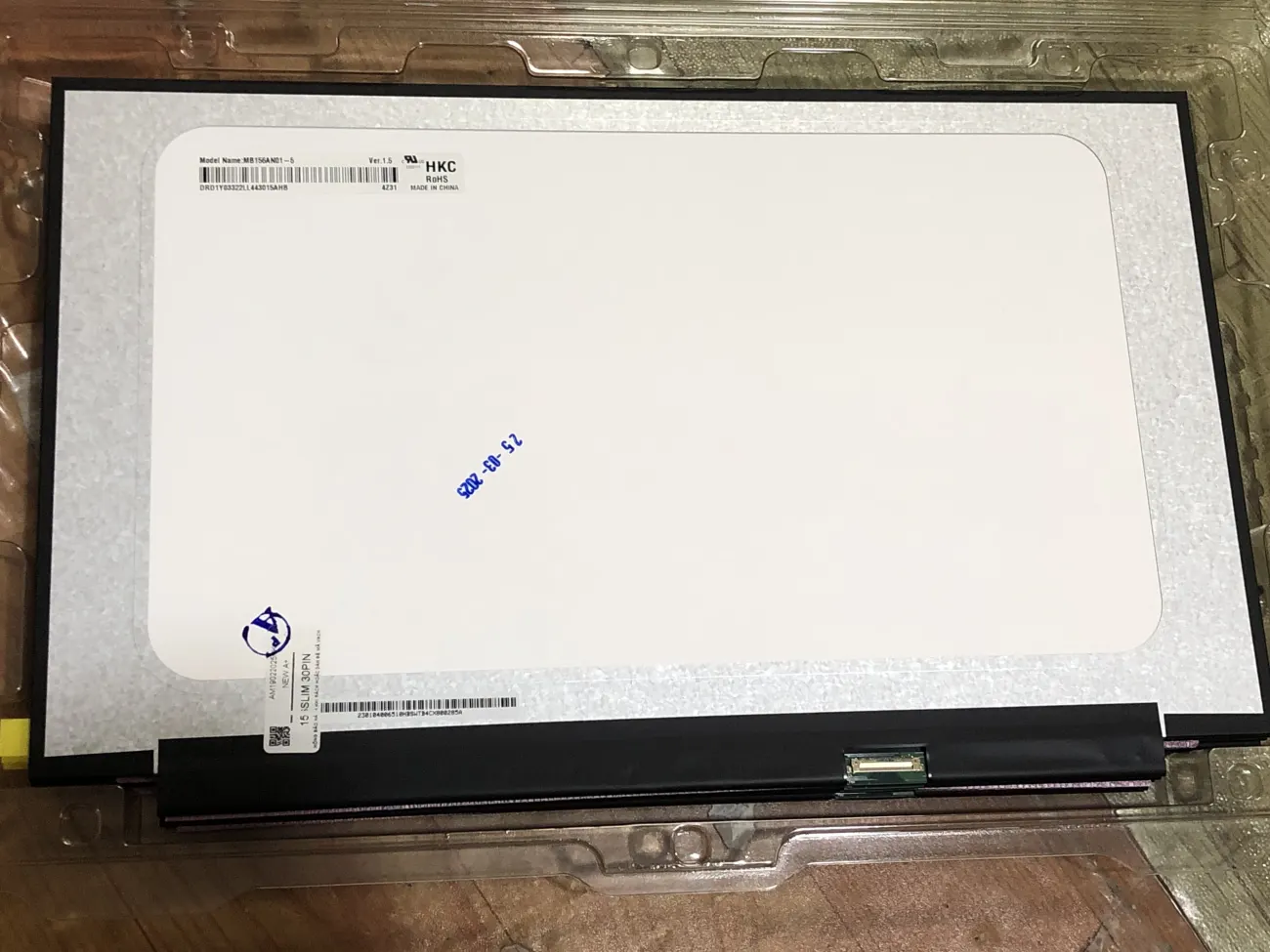 Màn 15.6 SLIM 30 PIN Full viền mặt sau