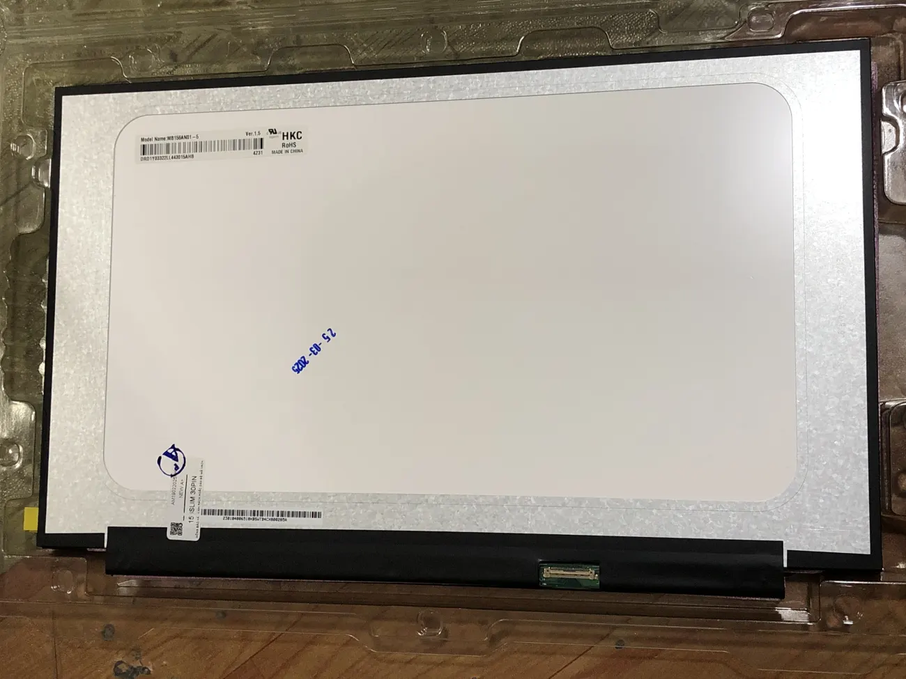Màn 15.6 SLIM 30 PIN Full viền mặt trước