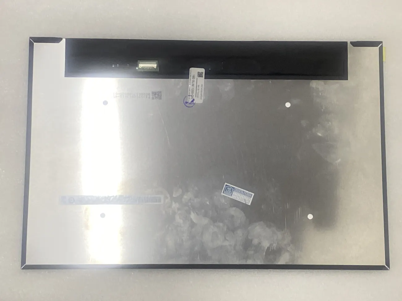Màn 16.0 SLIM 1920*1200 -16:10 chân nhuyễn mặt sau