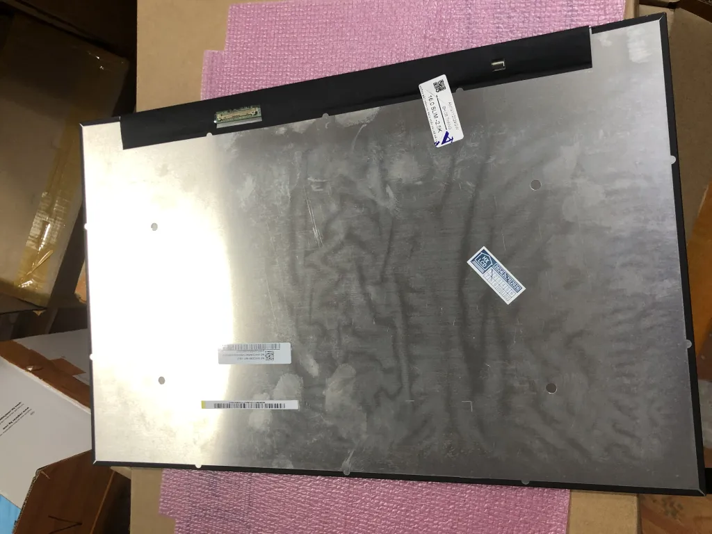 Màn 16.0 SLIM 2.5K chân thường mặt sau