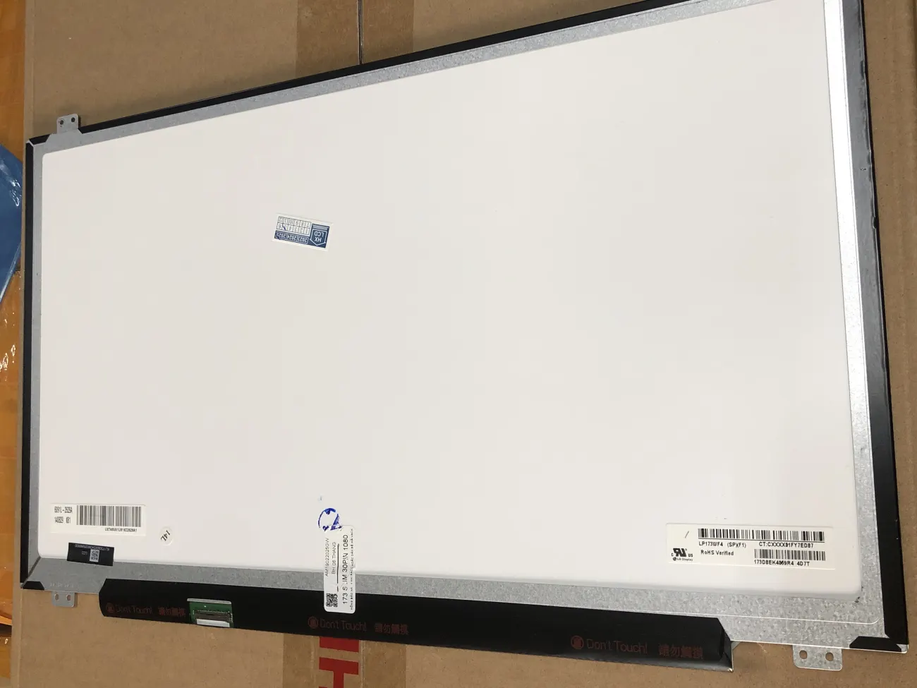 Màn 17.3 SLIM 30 PIN 1080 IPS mặt sau