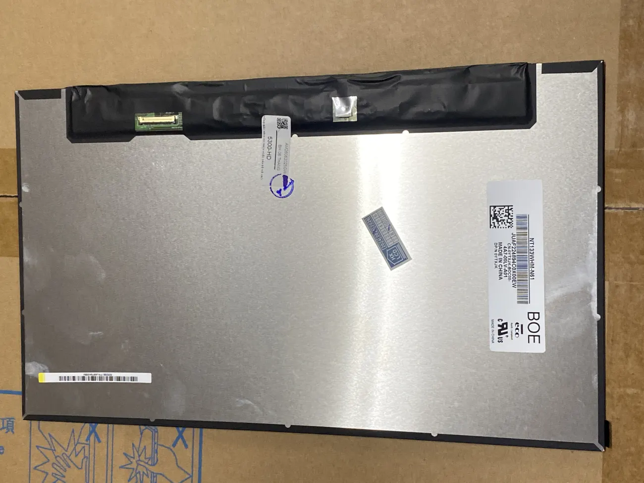 Màn hình Dell 5300-HD mặt trước