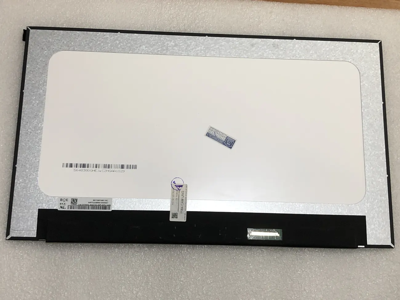 Màn DELL 5584 Cảm ứng mặt sau