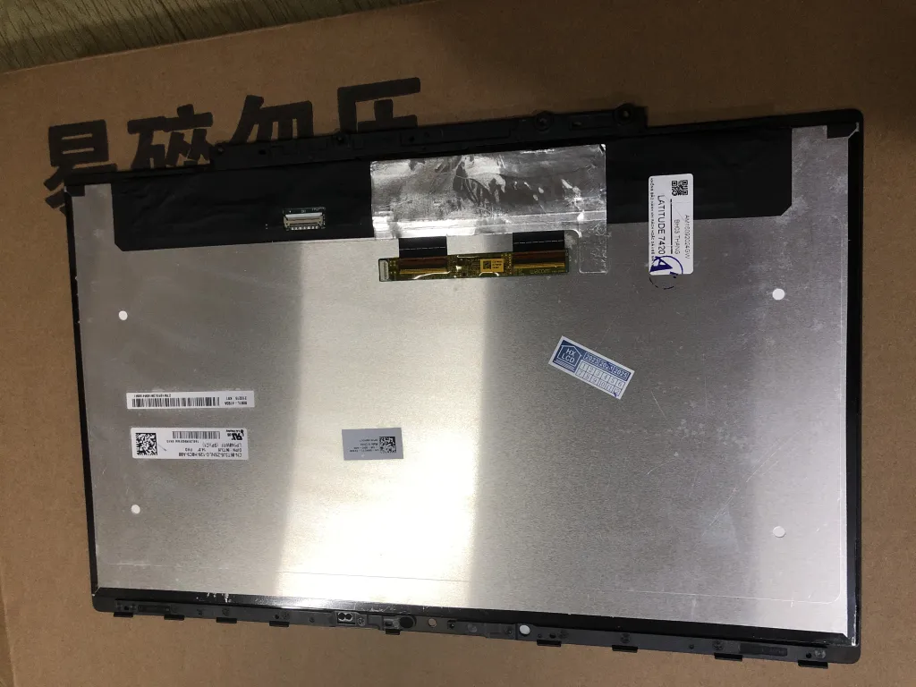 Màn Dell LATITUDE 7420 mặt trước