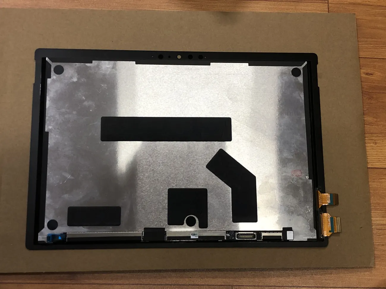 Màn SURFACE PRO 7 PLUS mặt trước
