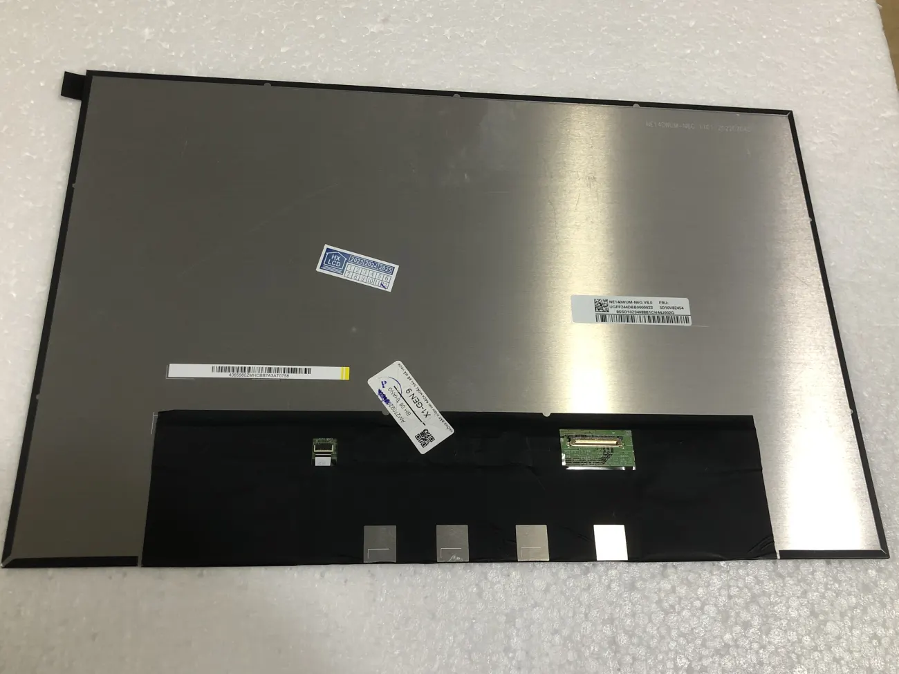 Màn Lenovo X1 CARBON GEN 9 mặt sau
