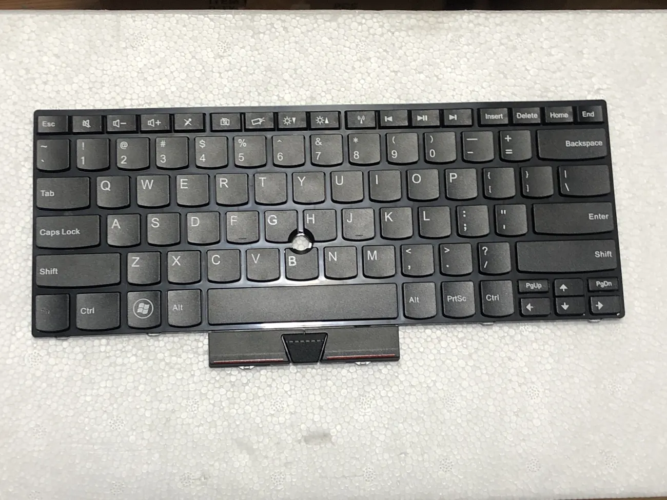 Bàn phím LENOVO E320/E420 KO CHUỘT GIỮA - Thinkpad Edge E310 E320 E325 E420 E420S E425 mặt trước