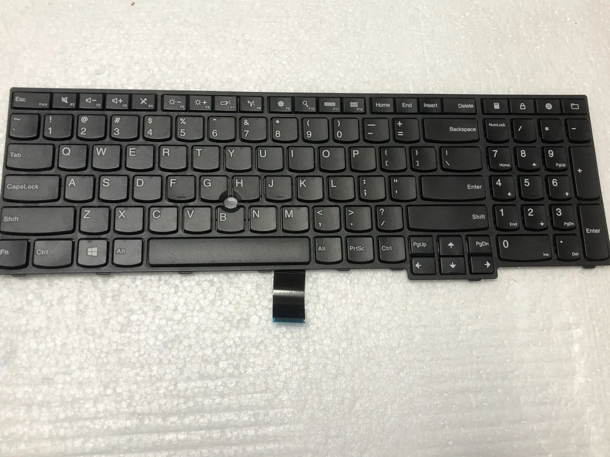 Bàn phím LENOVO E560 không chuột mặt trước