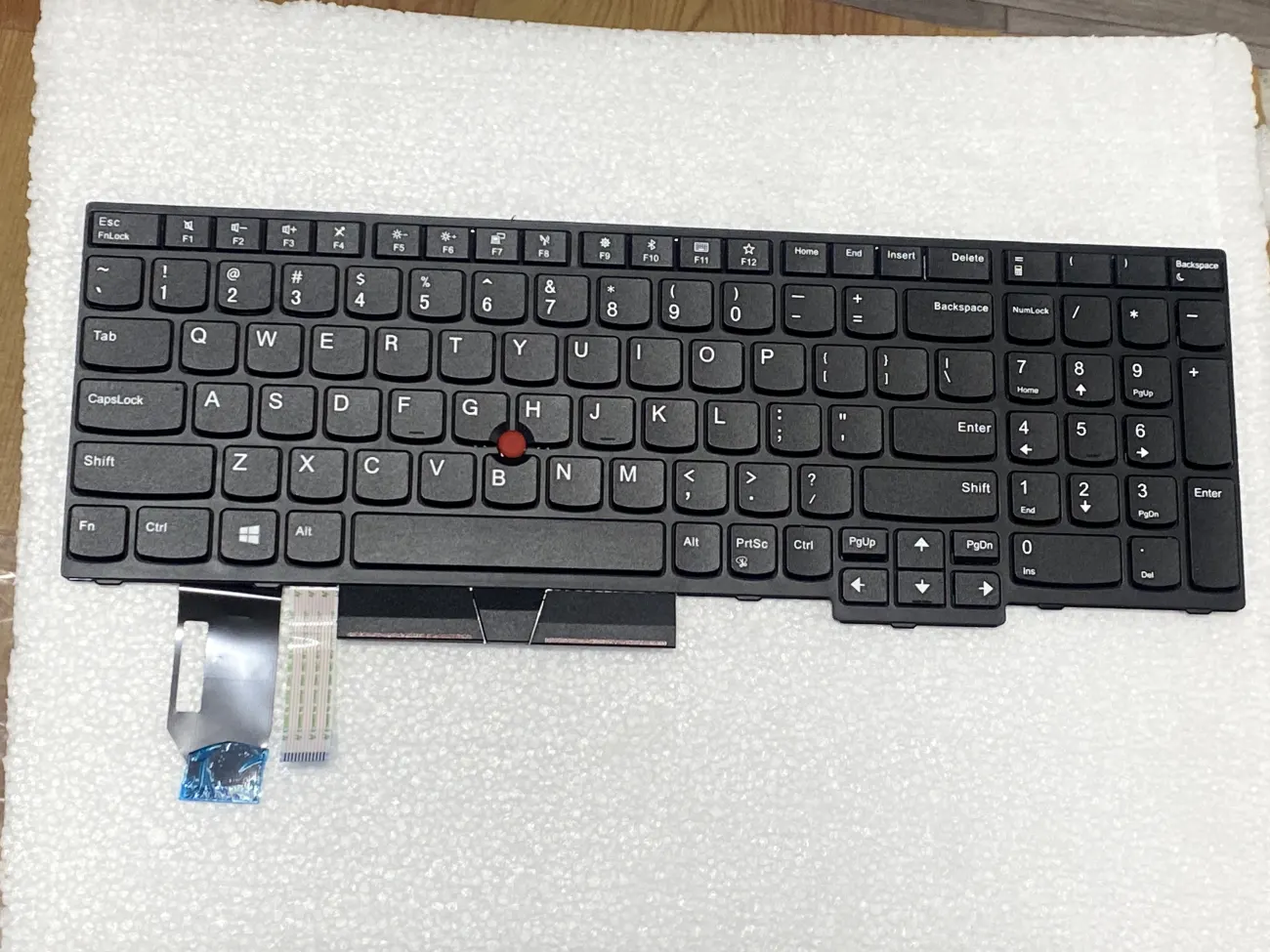 Bàn phím LENOVO E580 =CÓ CHUỘT GIỮA= => =>Thinkpad Edge E580 E585 L580 T580 (Cáp góc bên nút ctrl) mặt trước