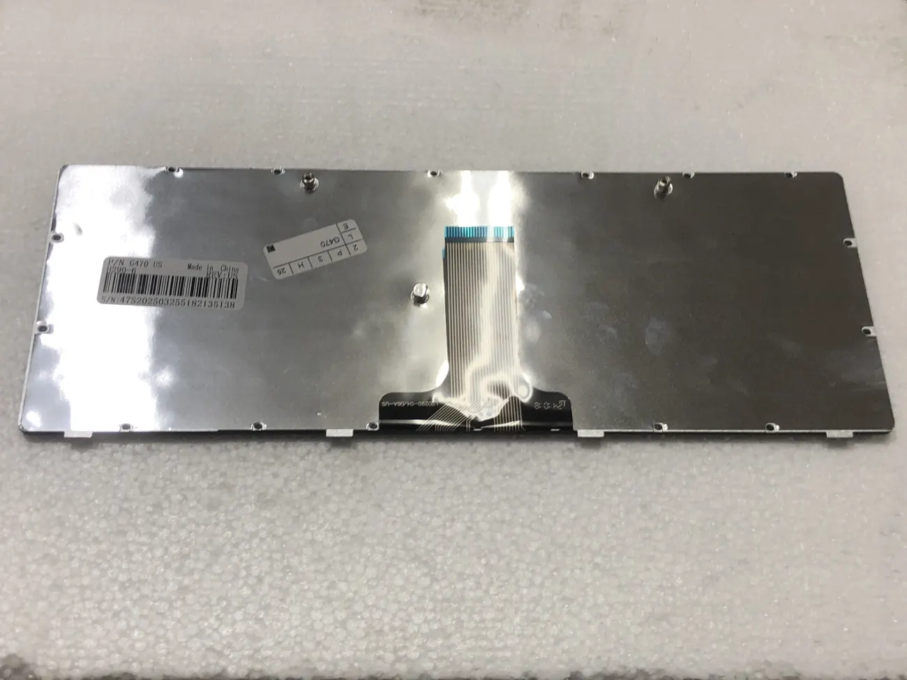 Bàn phím LENOVO G470 =>Ideapaq G470 G475 B470 B475 B490 V470 V490 Z490, G470, B490, G475, B475E, V480C, M490, B470, B480, V470, B475, M495 mặt sau