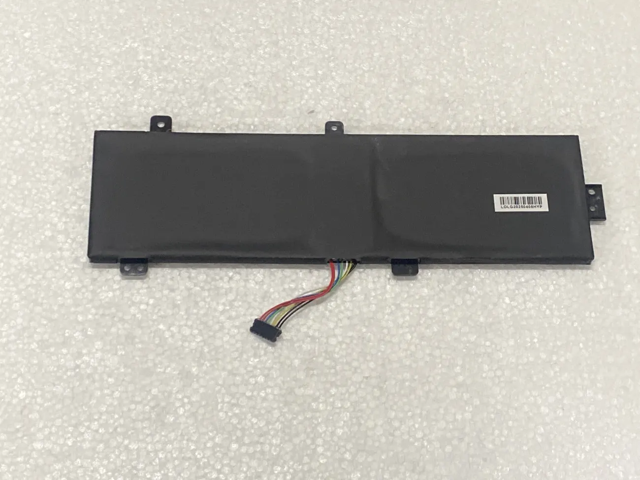 PIN LENOVO 310-14ISK L15M2PB4 (ZIN) - 4 CELL - IdeaPad 310-14IAP, 310-14IKB L15M2PB2 L15M2PB4 L15L2PB2 L15C2PB2 L15C2PB4 L15C2PB6 L15L2PB3 mặt sau