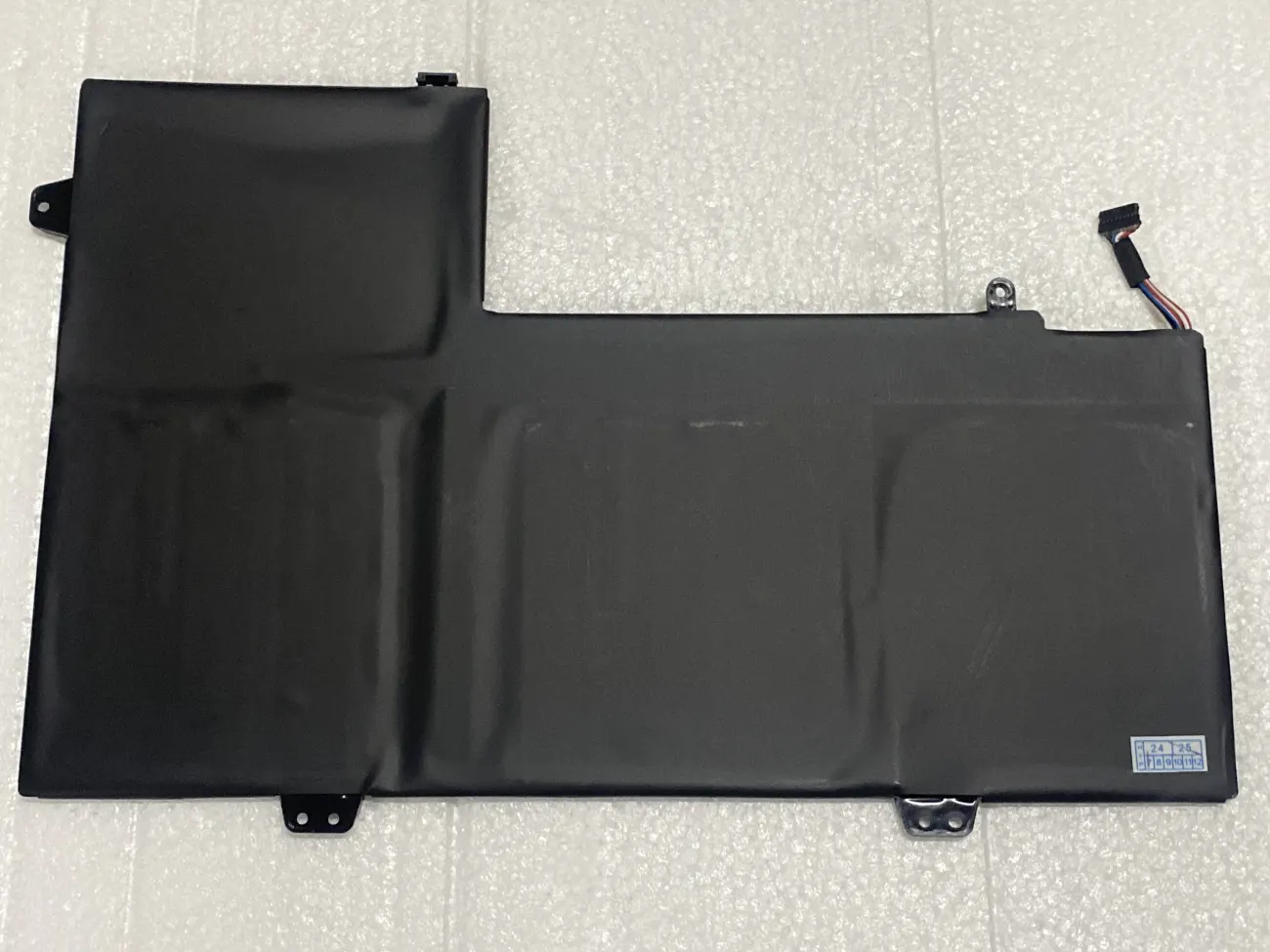 PIN LENOVO 700S-14ISK L15M6P11 (ZIN) - 3 CELL - Lenovo IdeaPad 700S 700S-14ISK, L15M6P11 L15C6P11 mặt sau