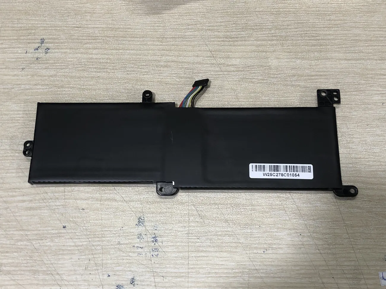 PIN LENOVO 320-14ISK L16L2PB2 (ZIN) mặt sau