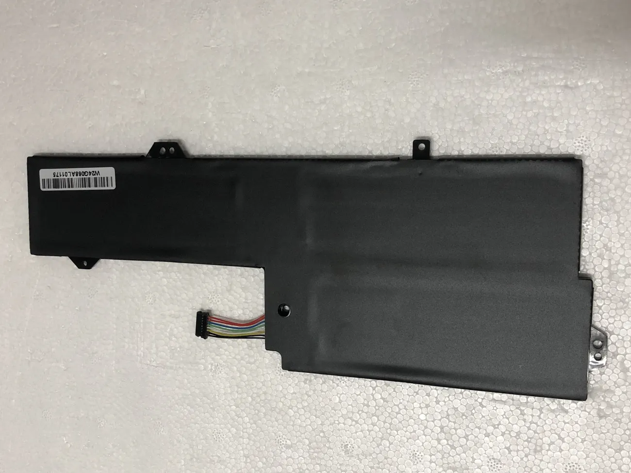 Pin LENOVO L17L3P61 L17C3P61 L17M3P61 320S-13IKB mặt sau