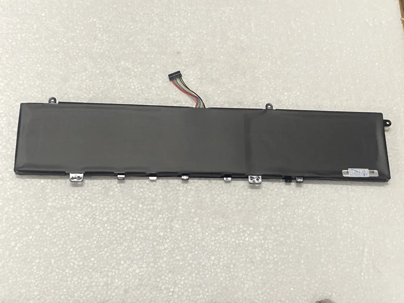 PIN LENOVO IDEAPAD S740-15IRH L18M4PF1 (ZIN) - 4 CELL *CÁP DÀI* - Lenovo Yoga C940-15IRH (Type 81TE), Yoga 9-15IMH5 (Type 82DE), L18M4PF1 mặt sau