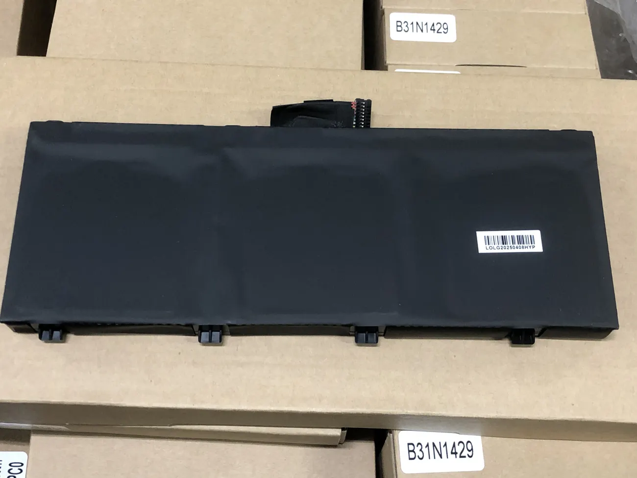 PIN LENOVO P53 L18M6P90 (ZIN) - 6 CELL - Lenovo Thinkpad P53 (20QN 20QQ), L18C6P90 L18M6P90 02DL028, 02DL029 SB10K97664, SB10K97665 mặt sau