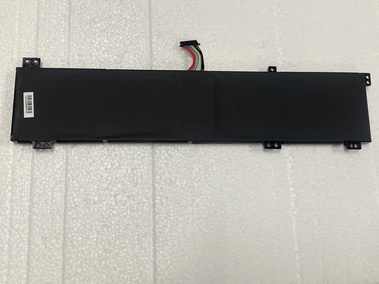 PIN LENOVO LEGION 5 15ITH6 L20C4PC1 80WH (ZIN) - 4 CELL *PIN DÀI CÁP NGẮN* - Lenovo Legion 5 15ITH6, Legion 5 15ACH6, Legion 7 16ITHG6, Legion 7 16ACHG6, Lenovo Legion 5 Pro 16ACH6, Legion 5 Pro 16ITH6, L20C4PC1 L20M4PC1 L20D4PC1 mặt sau