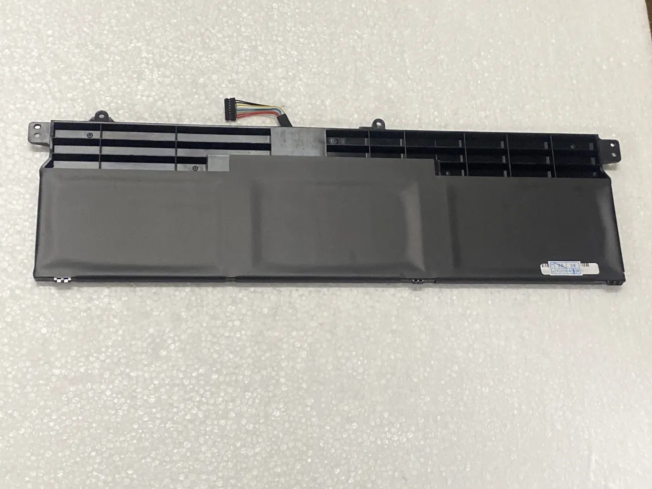 PIN LENOVO THINKBOOK 16 G4+ IAP L21C3PD7 (ZIN) - 3 CELL - Lenovo ThinkBook 16 G4+ IAP (Type 21CY), Lenovo ThinkBook 16 G4+ ARA (Type 21D1) Series, L21C3PD7 L21M3PD7 L21L4PD8 L21M4PD8 mặt sau