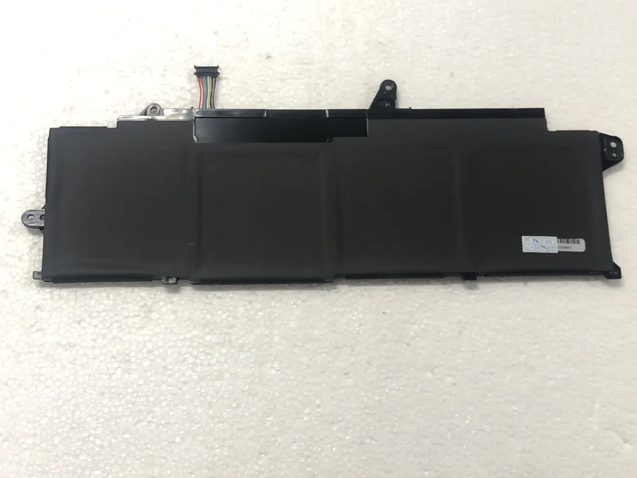 PIN LENOVO THINKPAD P1 G4 EXTREME L21C4P75 (ZIN) - 4 CELL - Lenovo Thinkpad P1 G4 Extreme G4 Series (Type 20Y3 20Y4 20Y5), L20C4P75 L20D4P75 L20M4P75 L21M4P75 L21C4P75 mặt sau