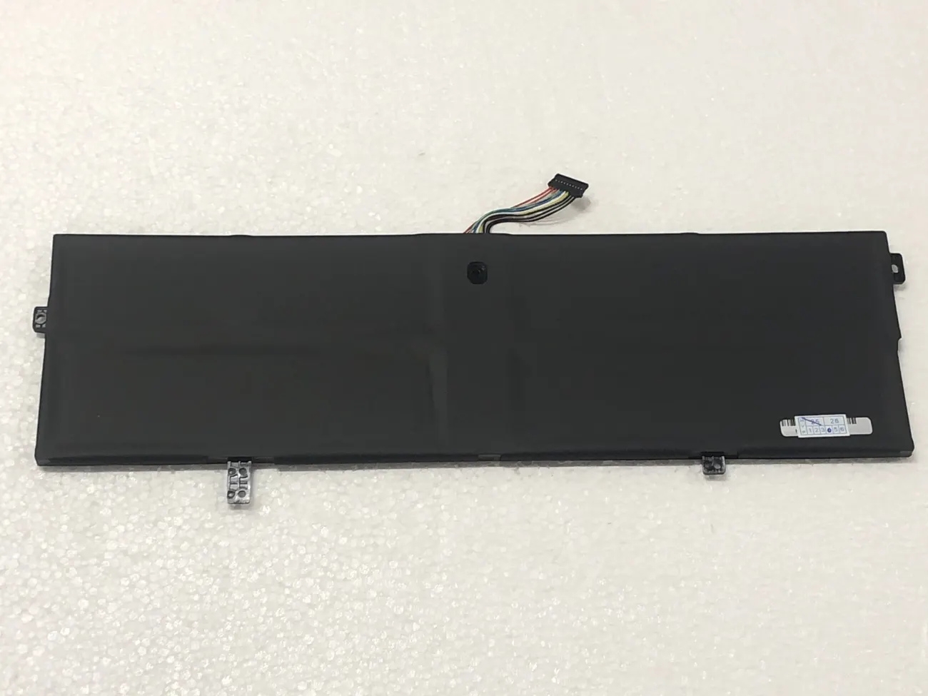 PIN LENOVO YOGA 7 14ABR7 L21M4PE3 (ZIN) - 4 CELL - Lenovo IdeaPad Yoga 7 16IAP7, Yoga 7 14IAL7, Yoga 7 14ARB7, L21B4PE2 L21M4PE3 mặt sau