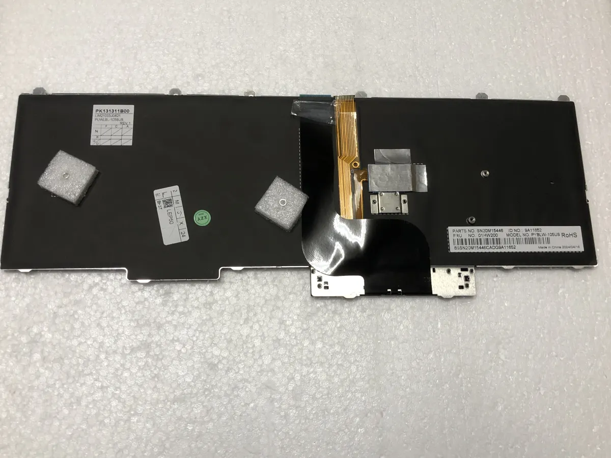 Bàn phím LENOVO THINKPAD P50 P70 =CÓ CHUỘT GIỮA= (CÓ ĐÈN, ) =>ThinkPad P50 P70 mặt sau