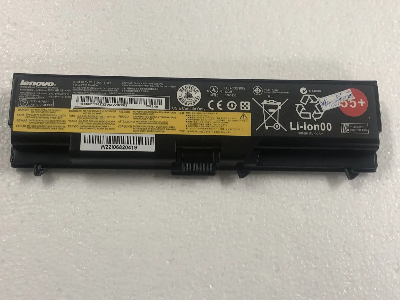 PIN LENOVO T410 Zin mặt trước