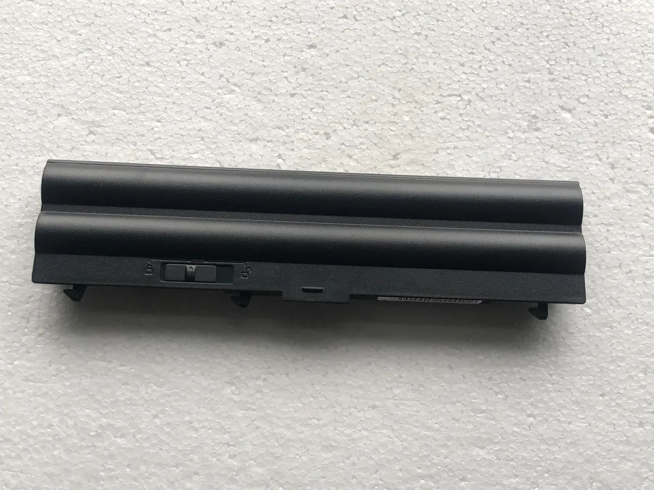 Pin Lenovo T430 OEM mặt sau