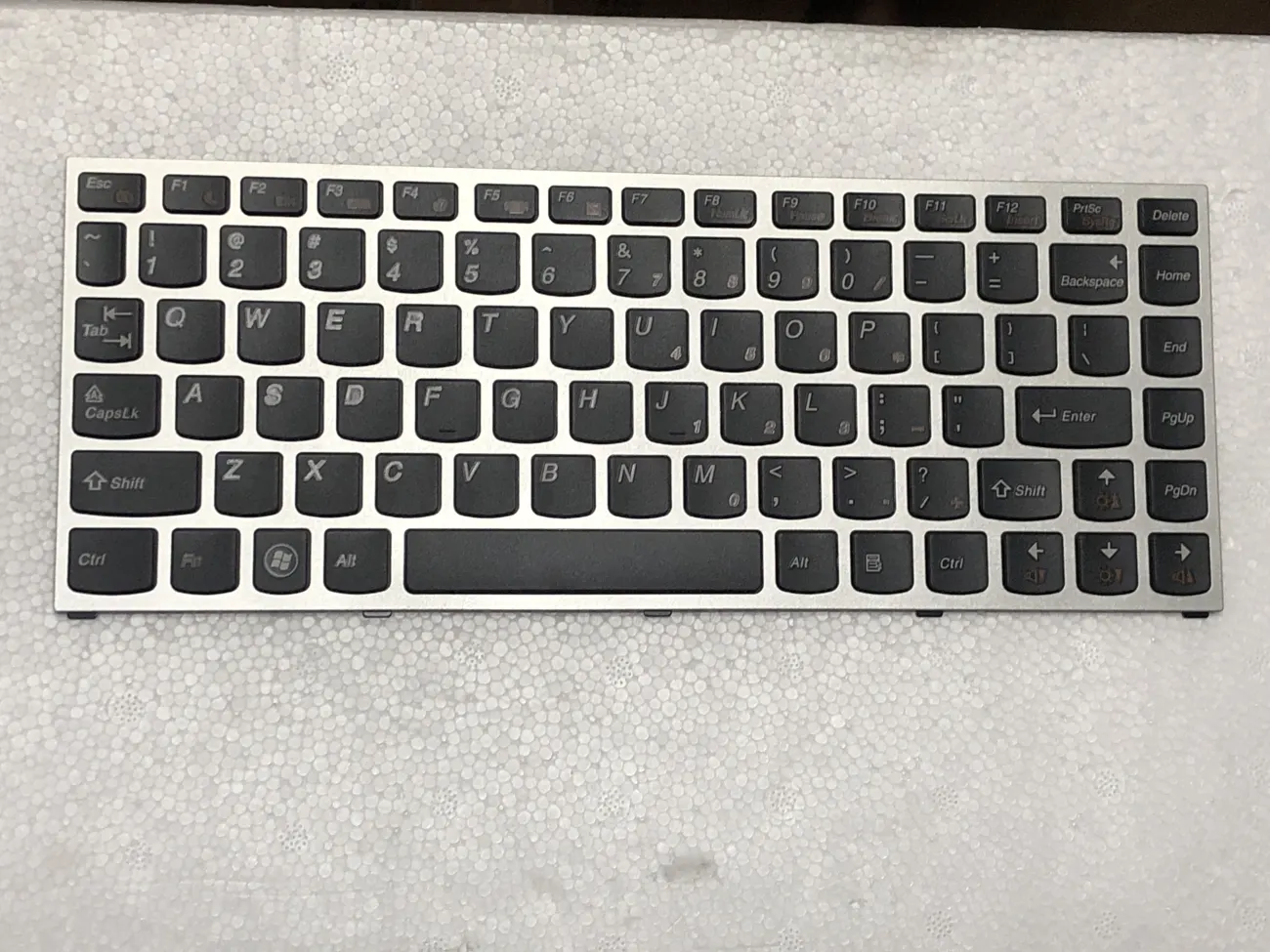Bàn phím LENOVO U460 - Lenovo Ideapad U460 U460A U460s mặt trước
