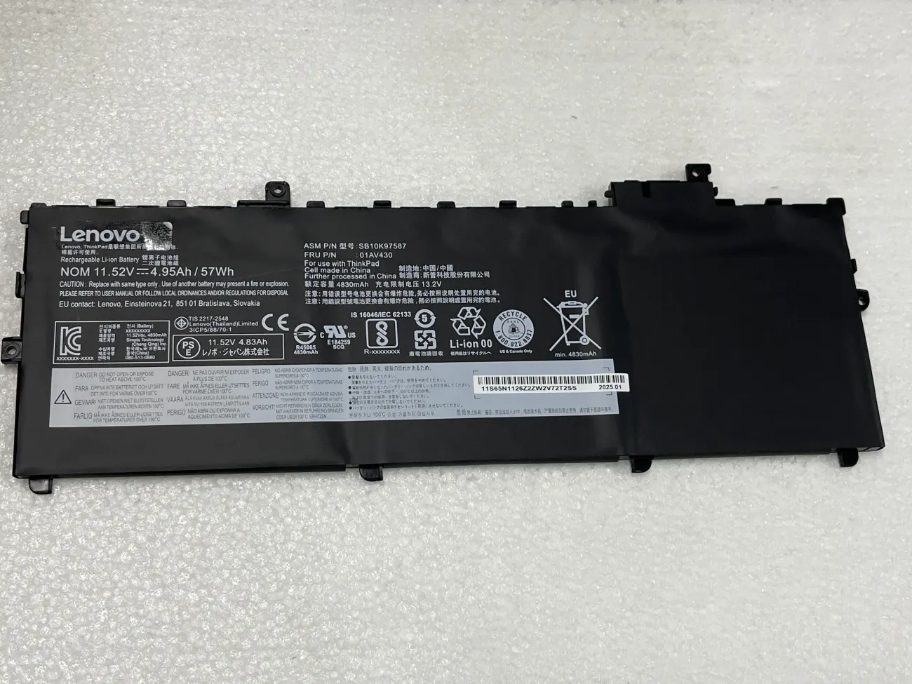 PIN LENOVO X1 CARBON GEN 5 6 (CORE I THẾ HỆ 6 7 8) (ZIN) - 3 CELL - Lenovo ThinkPad X1 Carbon Gen 5th 2017, X1 Carbon Gen 6th 2018, 01AV431 01AV494 01AV429 SB10K97588 SB10K97586 SB10K97586 01AV430 mặt trước