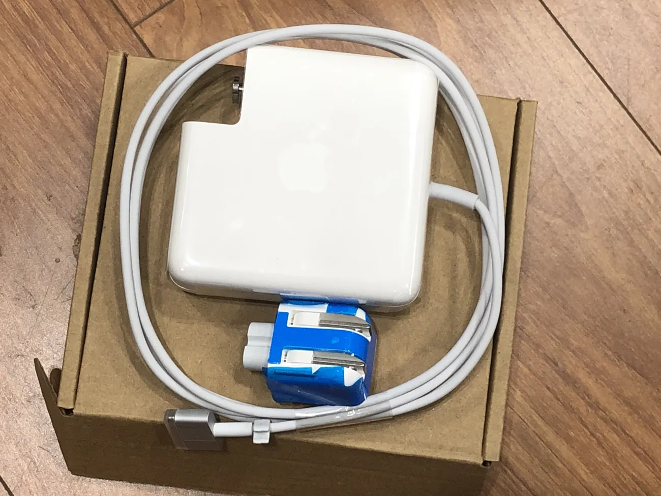 Sạc Macbook 85W MS2 2012 OEM mặt sau