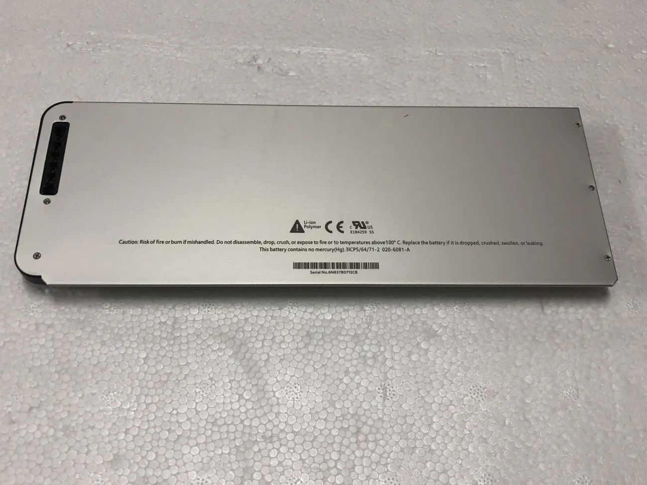 Pin MACBOOK A1280 ZIN mặt sau