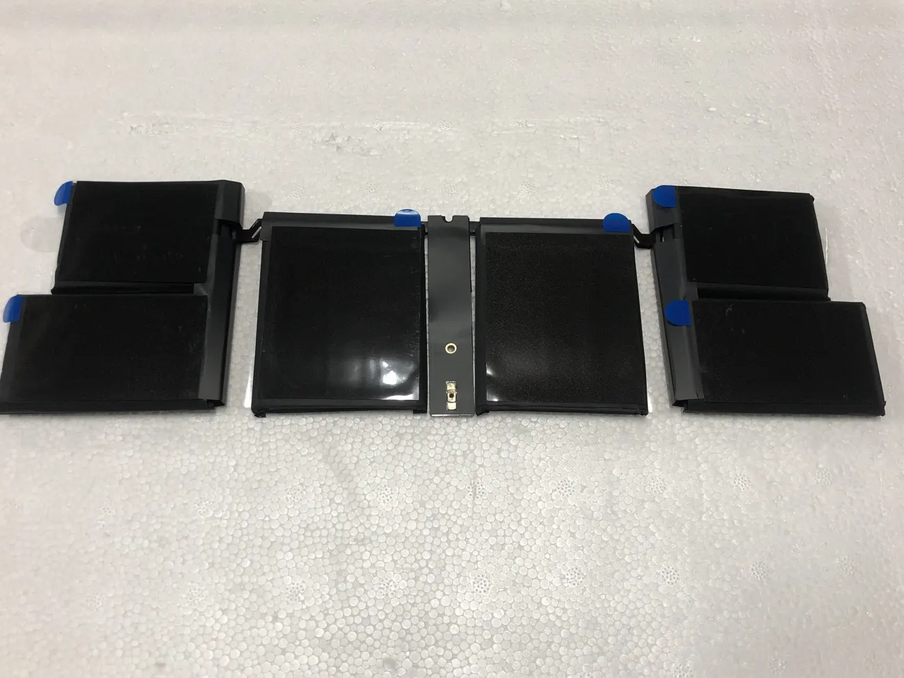 A2780-A2485/A2527 mặt trước