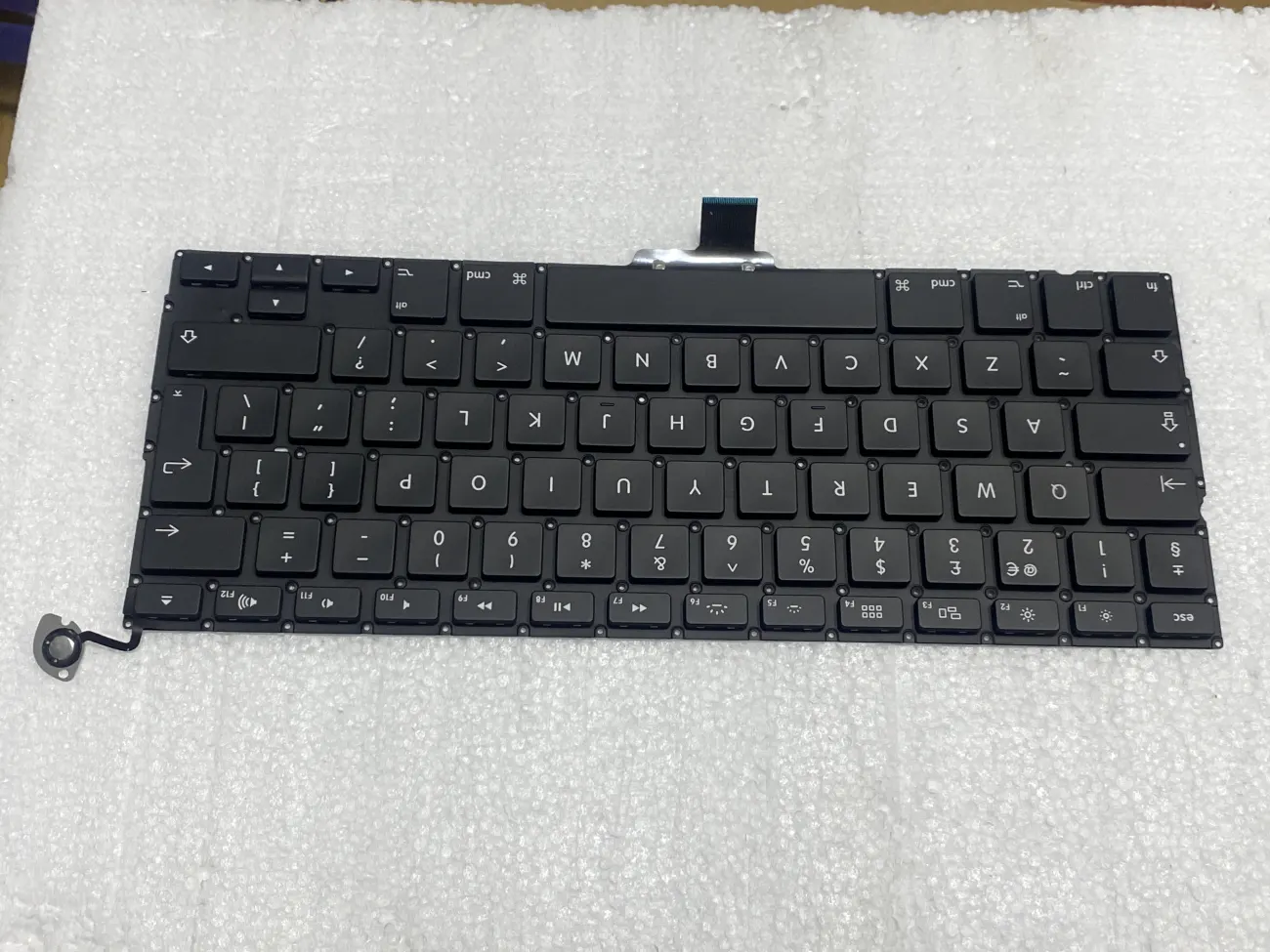 Bàn phím MACBOOK A1278 mặt trước
