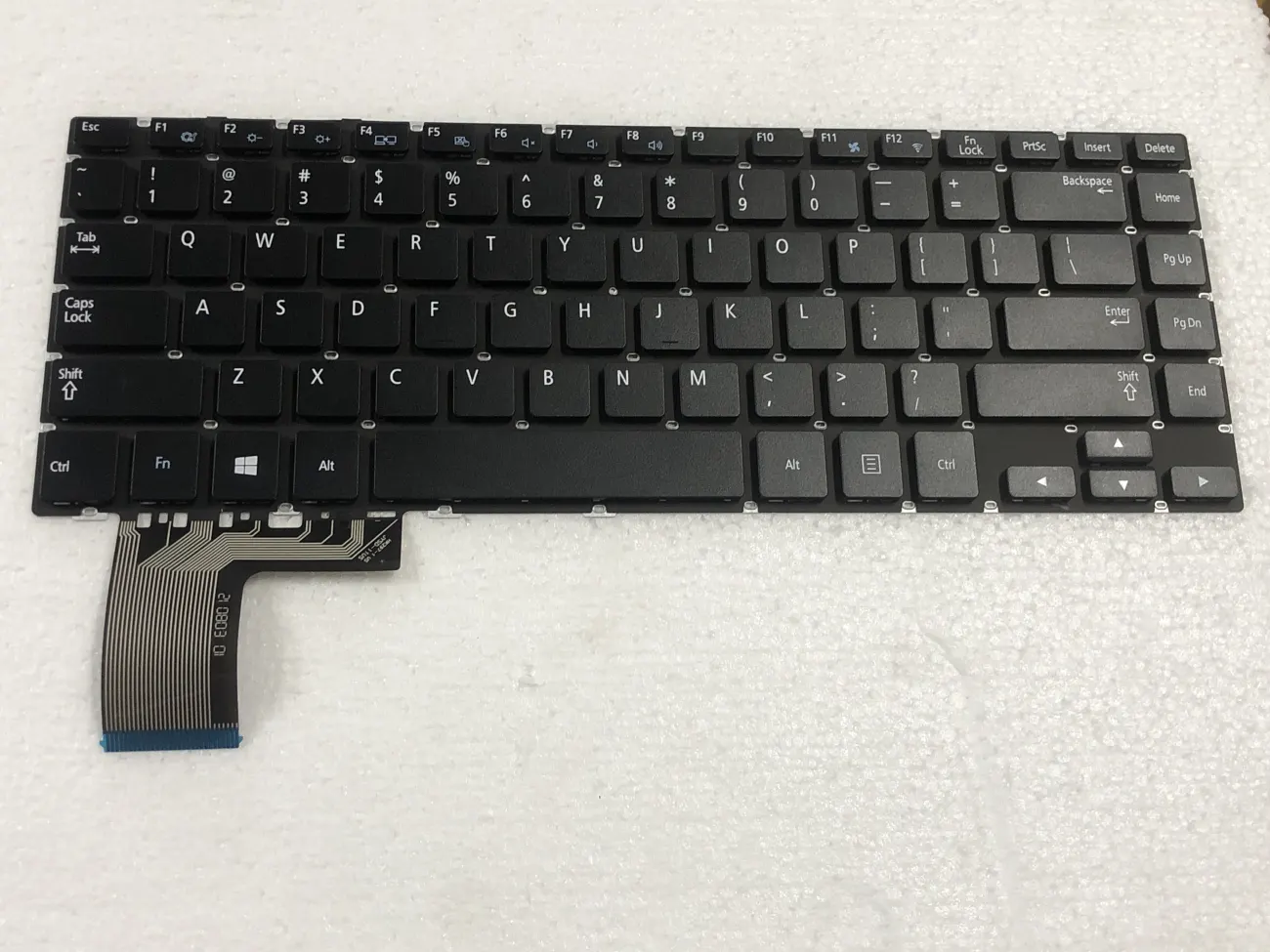 Bàn phím SAMSUNG NP530U4E (CÁP TO) - NP370R4E NP370R4V NP450R4E NP450R4V NP470R4E NP520U4B NP520U4C NP530U4B NP530U4C NP535U4C mặt trước