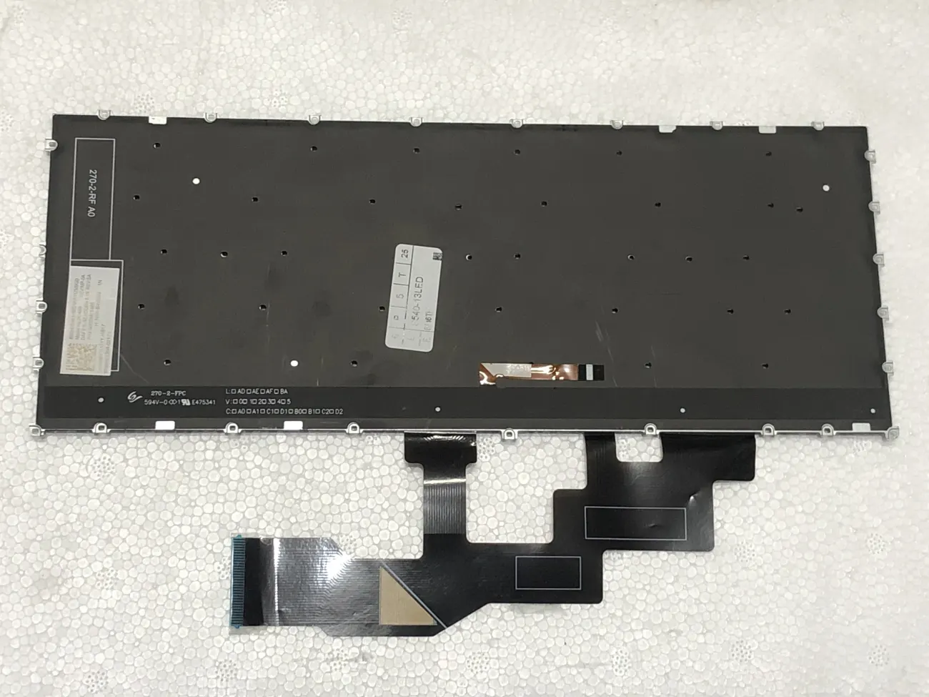 Lenovo IdeaPad S540-13 S540-13API S540-13ARE S540-13IML 13ITL mặt sau